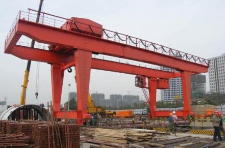成都U型雙主梁門式起重機(jī)廠家